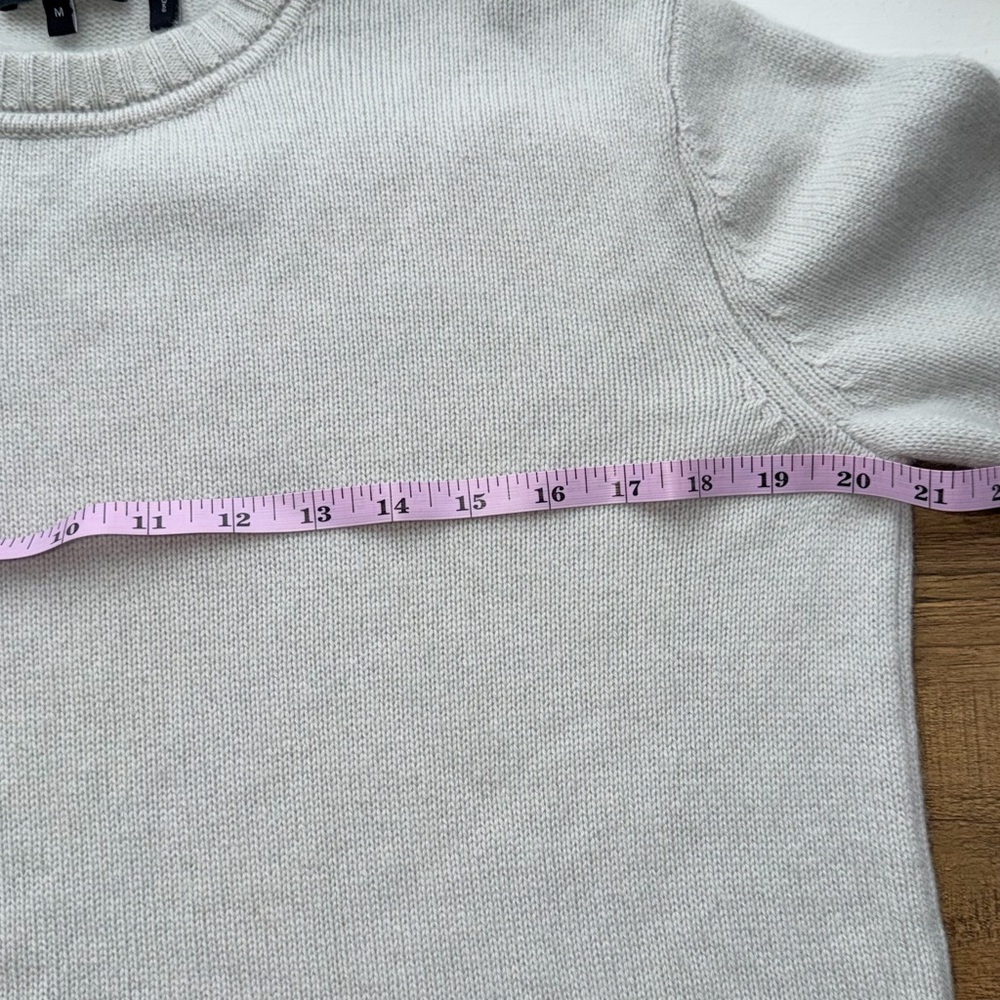 Theory Women’s  Light Gray Cashmere Sweater Size M - Picture 4 of 7